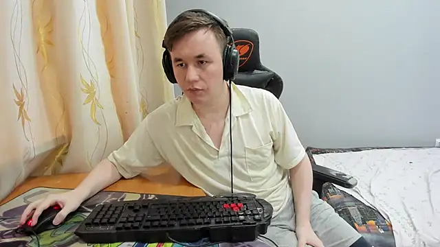 Snapshot of iliaskrislove chatting on May 11, 4:04 pm iliaskrislove online show from May 11, 4:04 pm