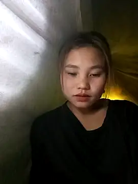 Snapshot of tamaien chatting on February 12, 1:06 pm tamaien online show from February 12, 1:06 pm