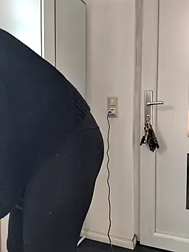 Linalicious online show from February 12, 10:24 am