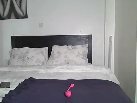 Snapshot of sexymelisah chatting on July 4, 5:24 am sexymelisah online show from July 4, 5:24 am