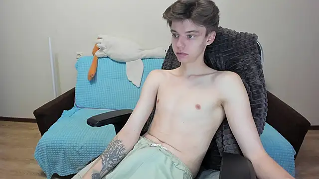 Liam sexy1 online show from October 17, 6:27 am