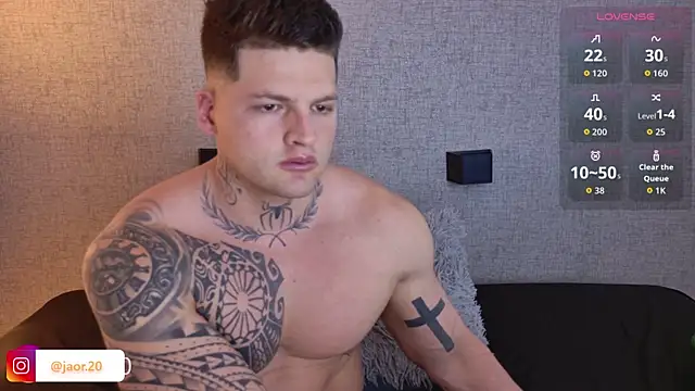 Jaor owens20 online show from March 15, 9:54 pm