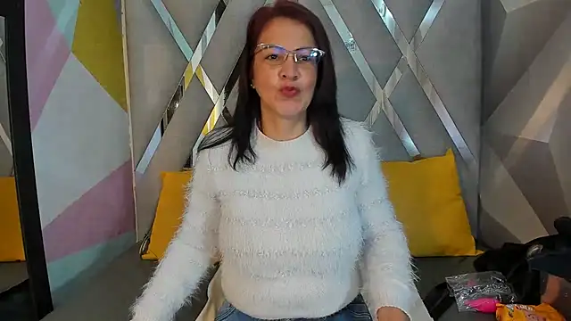 Mulan sexy01 online show from March 17, 1:36 pm