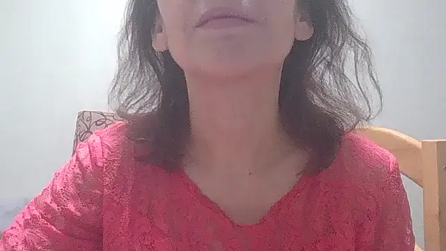 Snapshot of HollyJewel chatting on February 7, 5:51 pm HollyJewel online show from February 7, 5:51 pm