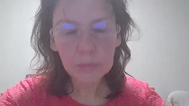 Snapshot of HollyJewel chatting on February 13, 4:28 pm HollyJewel online show from February 13, 4:28 pm