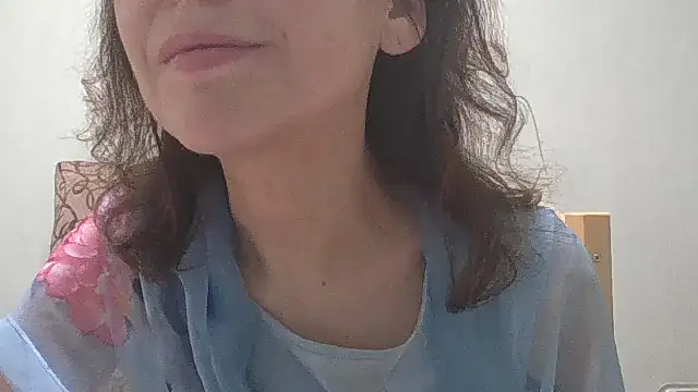 Snapshot of HollyJewel chatting on March 14, 4:51 pm HollyJewel online show from March 14, 4:51 pm