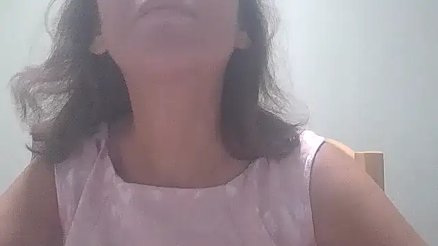 Snapshot of HollyJewel chatting on September 18, 4:42 pm HollyJewel online show from September 18, 4:42 pm