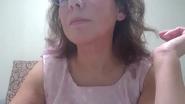 HollyJewel online show from November 5, 6:08 pm