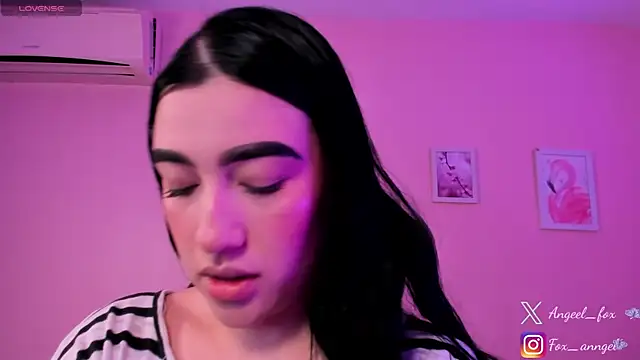 angeel fox online show from April 11, 5:56 am