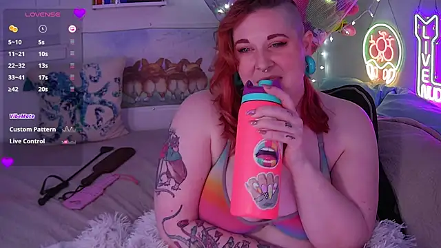 opalreigning online show from December 30, 8:21 am