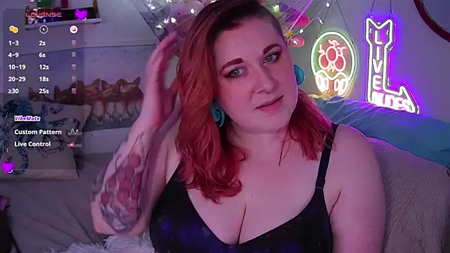 opalreigning online show from February 7, 9:16 am