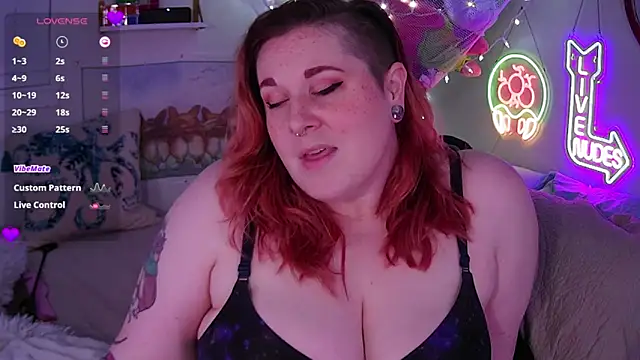 opalreigning online show from March 21, 6:49 am