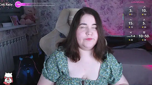 Snapshot of Estelle_Hicks chatting on May 31, 7:04 pm Estelle Hicks online show from May 31, 7:04 pm