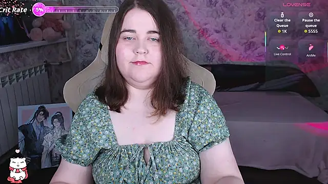 Snapshot of Estelle_Hicks chatting on June 6, 6:56 pm Estelle Hicks online show from June 6, 6:56 pm