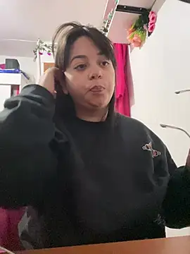 indiegirl666 online show from February 24, 3:37 am