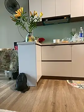 0maxx00 online show from April 19, 4:12 am