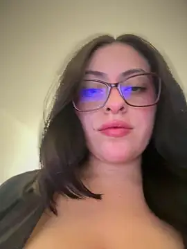 Snapshot of KatteWise chatting on July 2, 4:02 pm KatteWise online show from July 2, 4:02 pm