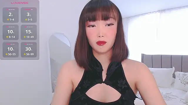 Snapshot of TumiLio chatting on March 5, 1:39 pm TumiLio online show from March 5, 1:39 pm