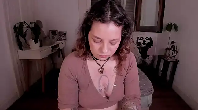 Snapshot of sophia_goth chatting on February 26, 2:59 am sophia goth online show from February 26, 2:59 am