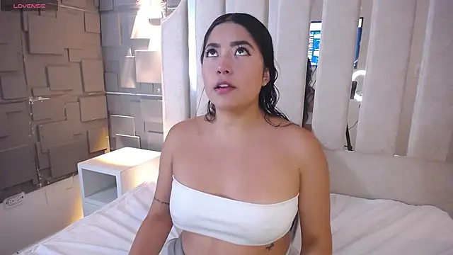 Susy thomson online show from April 16, 7:47 pm