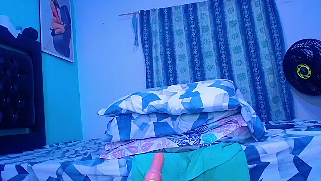 Snapshot of cristinapuerta- chatting on December 28, 8:25 pm cristinapuerta- online show from December 28, 8:25 pm