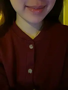 minmin2kk5 online show from March 4, 7:03 am