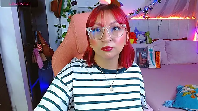 Littlerouse  online show from March 9, 9:02 am