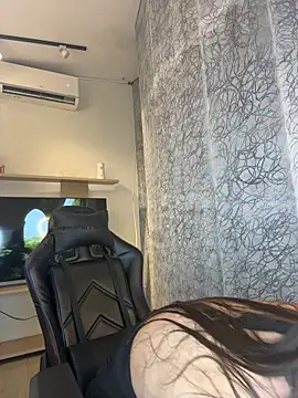 saracaball  online show from April 6, 6:58 am