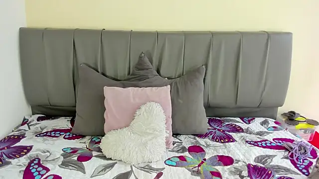 Cherllynn online show from December 20, 4:03 pm