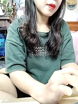 cream1299 online show from April 22, 8:39 am