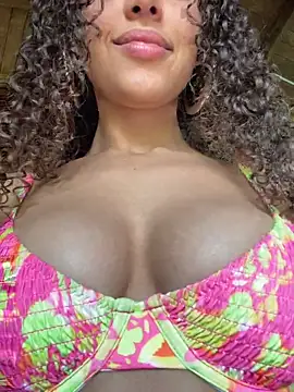 Snapshot of Rati_Curly chatting on February 22, 3:10 pm Rati Curly online show from February 22, 3:10 pm