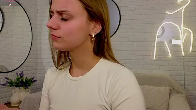 Wendy D0ll online show from February 25, 9:02 pm