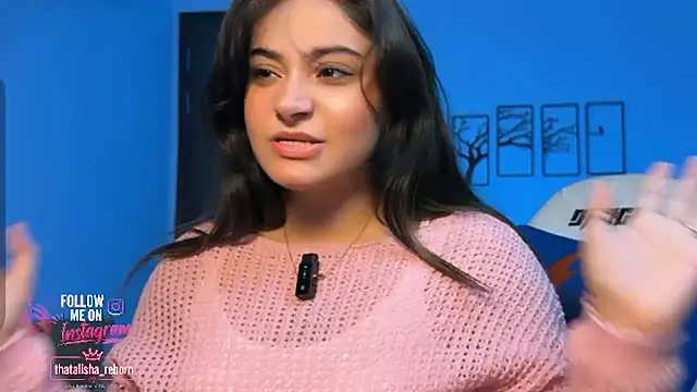 Snapshot of demieliss chatting on August 7, 8:11 pm demieliss online show from August 7, 8:11 pm