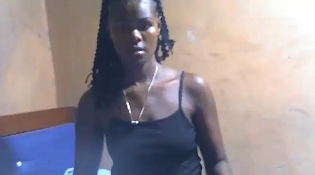 Snapshot of sexy_carolyne chatting on February 11, 1:51 pm sexy carolyne online show from February 11, 1:51 pm