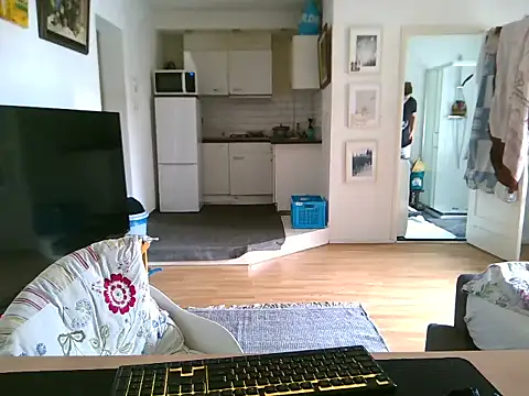 mihaimichael online show from May 8, 2:55 pm