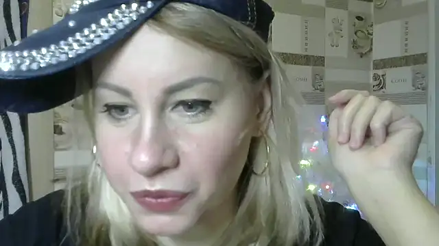 TherestlessKitty online show from January 4, 6:09 am