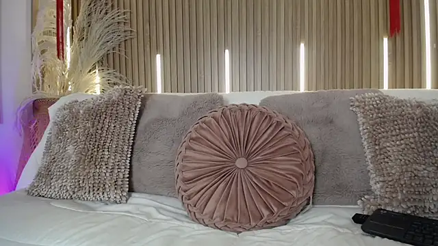 Tayzon Foxxx online show from April 5, 8:28 pm