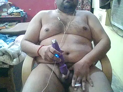 Snapshot of ARYANAVAILABLE chatting on May 12, 11:24 pm ARYANAVAILABLE online show from May 12, 11:24 pm