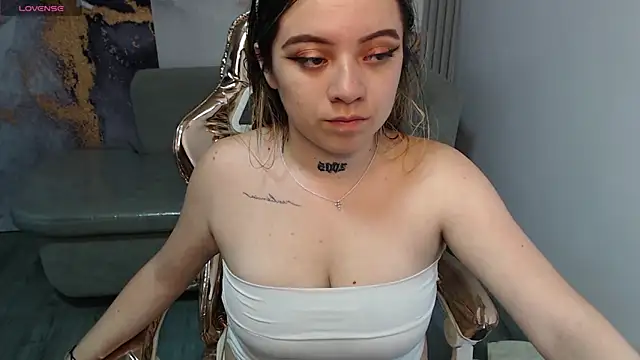 Cristal v 1 online show from December 27, 3:09 am