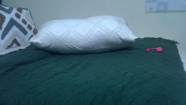 jeyberrie online show from March 18, 12:03 am