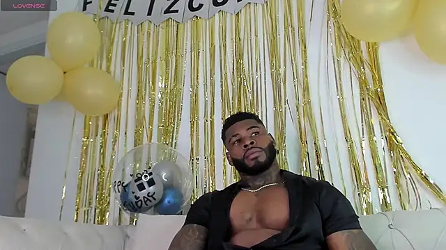 Makonneen online show from May 26, 10:39 pm