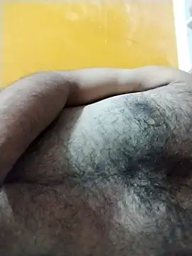 Snapshot of hairy_gun chatting on July 19, 6:44 pm hairy gun online show from July 19, 6:44 pm