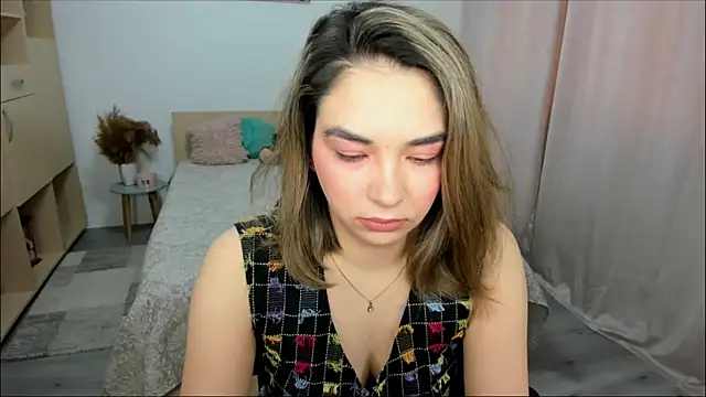 Alexa Dolly12 online show from March 16, 6:50 am