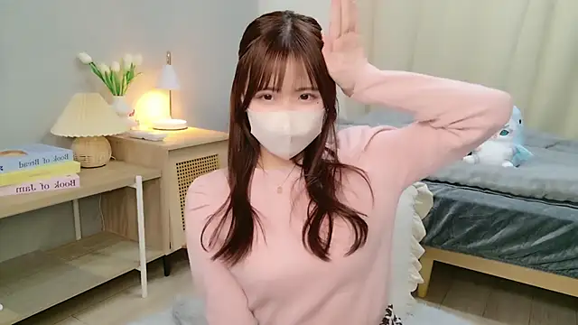 Sayuringo  online show from December 14, 11:15 am