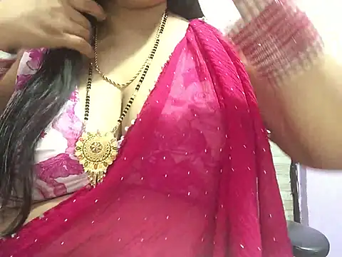 Snapshot of Desi_bhabhiii chatting on February 19, 6:00 am Desi bhabhiii online show from February 19, 6:00 am