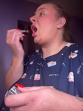 lairarose online show from October 29, 1:35 pm