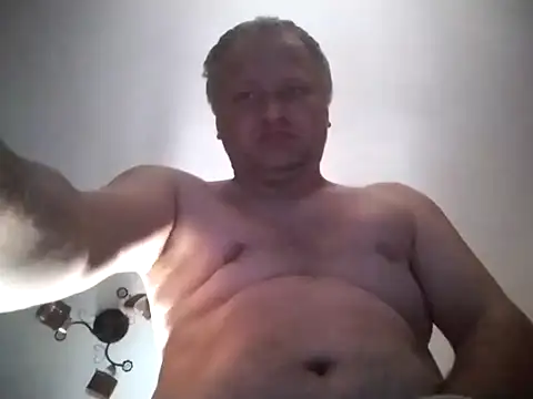 Snapshot of Grasul78 chatting on July 18, 9:02 am Grasul78 online show from July 18, 9:02 am