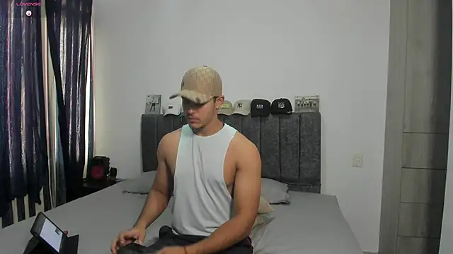 Snapshot of Iamdylan777 chatting on April 29, 5:30 pm Iamdylan777 online show from April 29, 5:30 pm