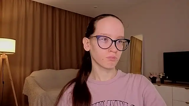 BettyBrowni online show from April 12, 4:12 pm