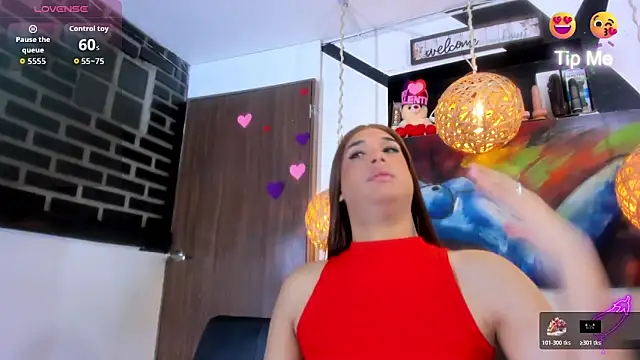 victoria aleia  online show from April 13, 10:48 pm